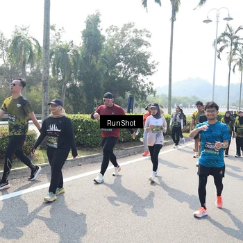 Runner Photo 6939706