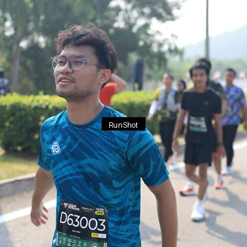 Runner Photo 6939709