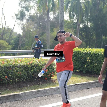 Runner Photo 6939717