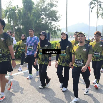 Runner Photo 6939727