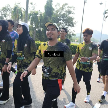 Runner Photo 6939740
