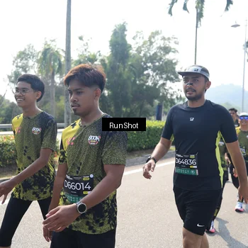 Runner Photo 6939749