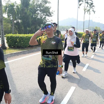 Runner Photo 6939763