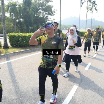 Runner Photo 6939765