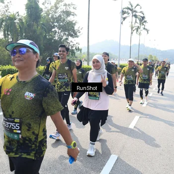 Runner Photo 6939768
