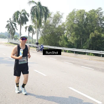 Runner Photo 6939771
