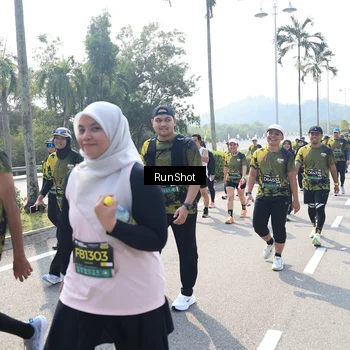 Runner Photo 6939783