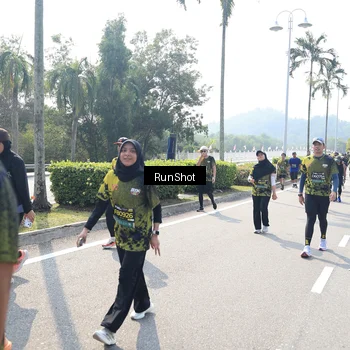 Runner Photo 6939811