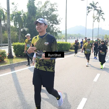 Runner Photo 6939843