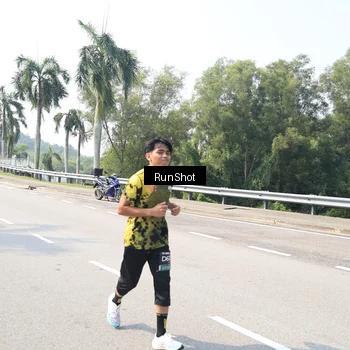 Runner Photo 6939845