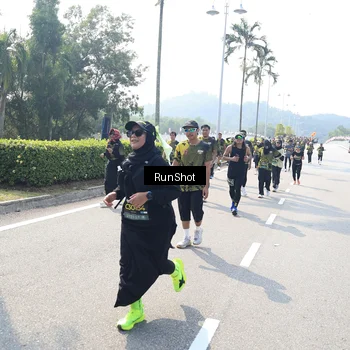 Runner Photo 6939853