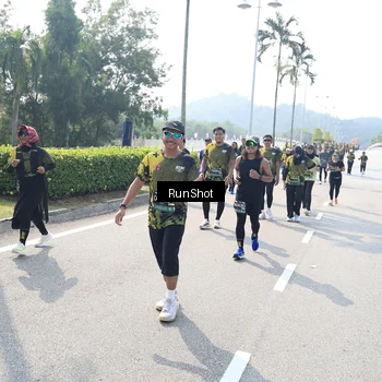 Runner Photo 6939858
