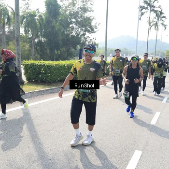 Runner Photo 6939863