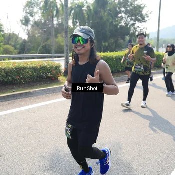 Runner Photo 6939880