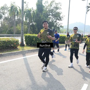 Runner Photo 6939889