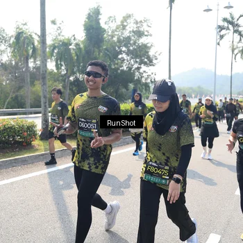 Runner Photo 6939905