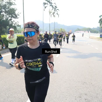 Runner Photo 6939915