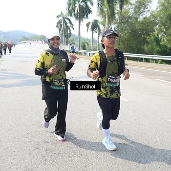 Runner Photo 6939957
