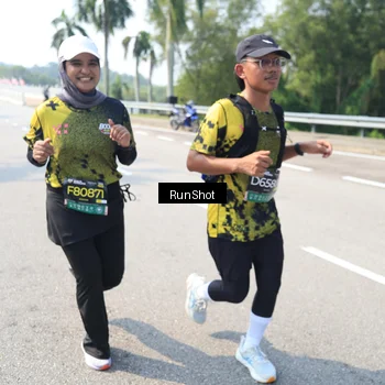 Runner Photo 6939960