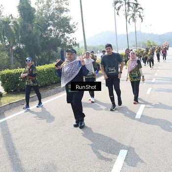 Runner Photo 6939993