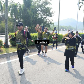Runner Photo 6939995