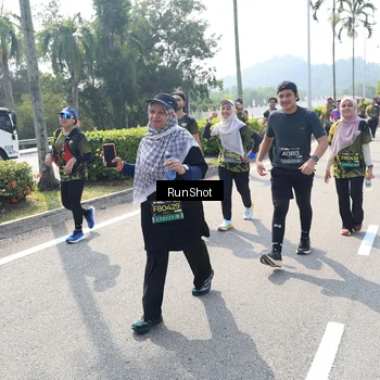 Runner Photo 6939997