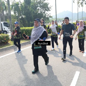 Runner Photo 6939998