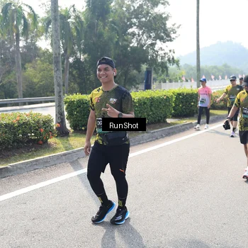 Runner Photo 6940127