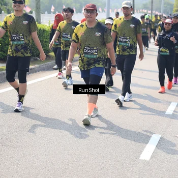Runner Photo 6940134