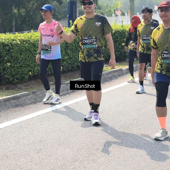 Runner Photo 6940140