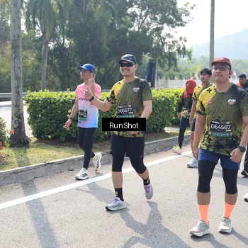 Runner Photo 6940144