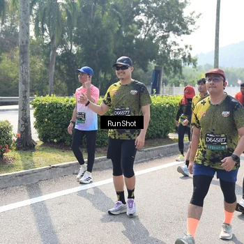 Runner Photo 6940145