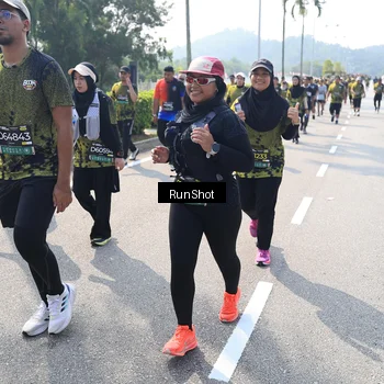 Runner Photo 6940161