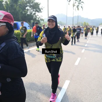 Runner Photo 6940167