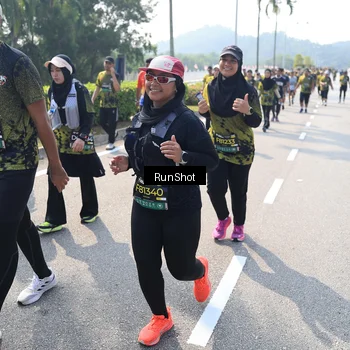 Runner Photo 6940173