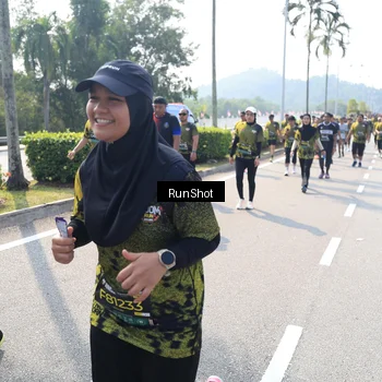 Runner Photo 6940179