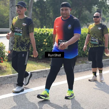 Runner Photo 6940180
