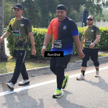 Runner Photo 6940181