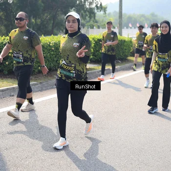 Runner Photo 6940187