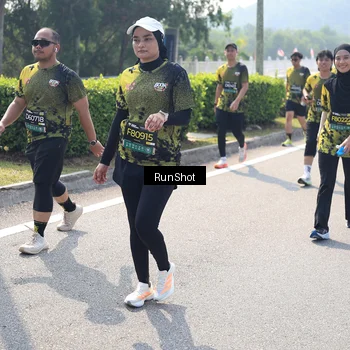 Runner Photo 6940189