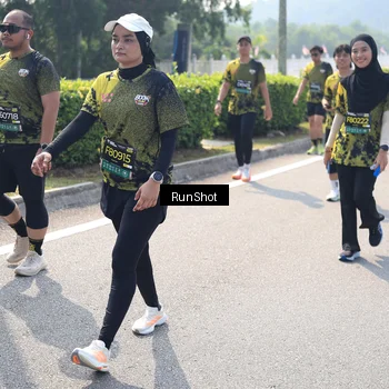 Runner Photo 6940192