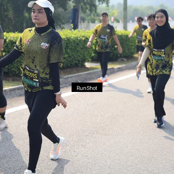 Runner Photo 6940199