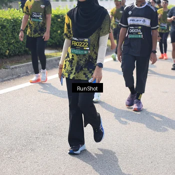 Runner Photo 6940200