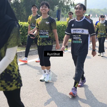 Runner Photo 6940212