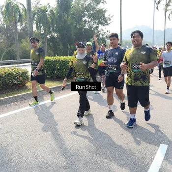 Runner Photo 6940226