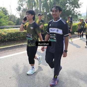 Runner Photo 6940228