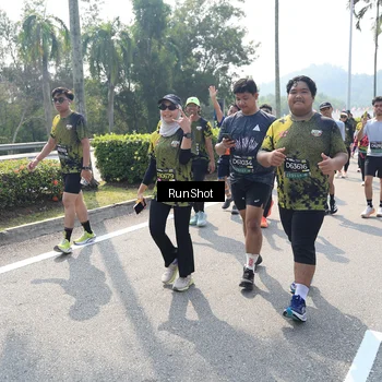 Runner Photo 6940233