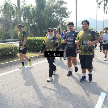 Runner Photo 6940234