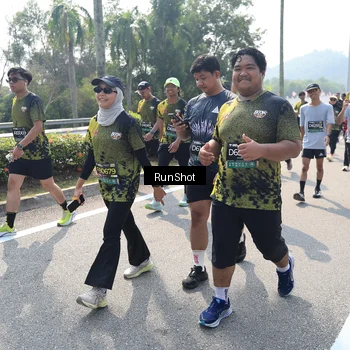 Runner Photo 6940237