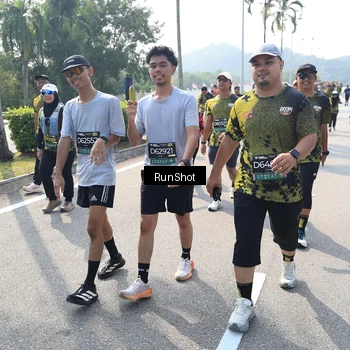 Runner Photo 6940250